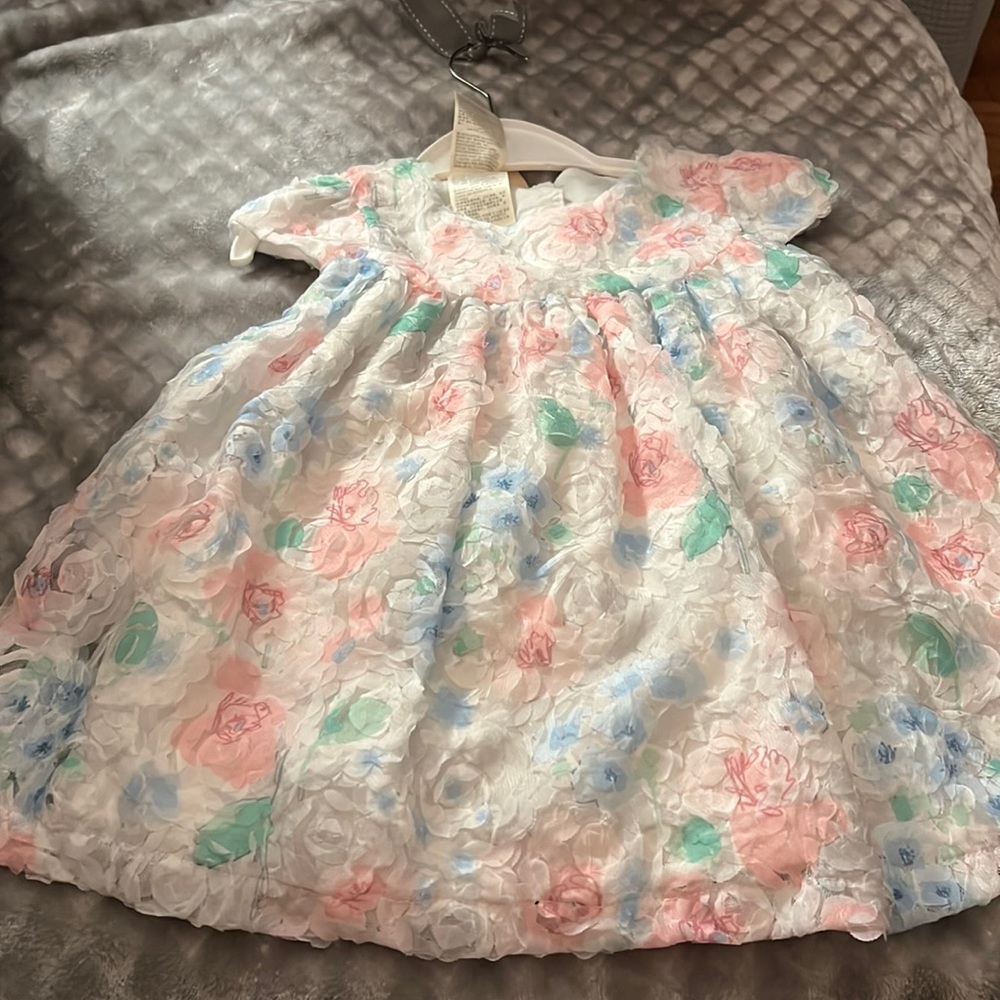 First impressions size 24 months